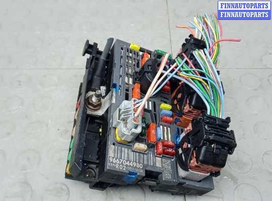 купить блок предохранителей на PEUGEOT 3008 1