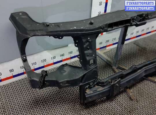 купить передняя панель крепления облицовки (телевизор) на HYUNDAI H1 (STAREX) 2