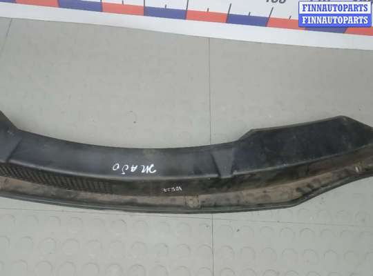 купить накладка декоративная (жабо, дождевик) на RENAULT SCENIC 2