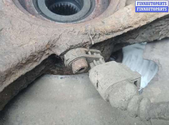 купить ступица передняя правая на VOLKSWAGEN TOUAREG 7L