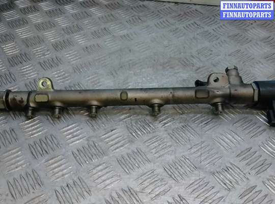 Рампа (рейка) топливная на Mercedes-Benz C (W204)