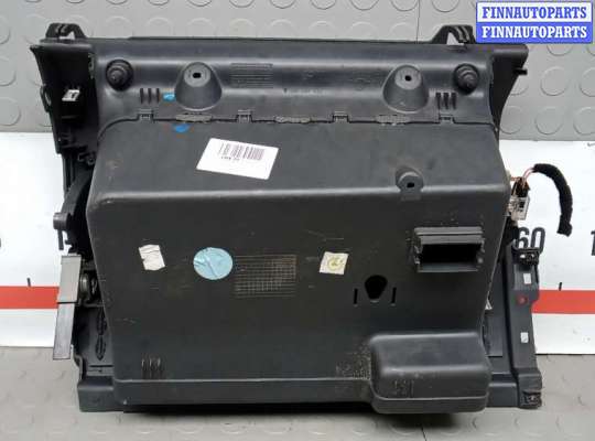 купить бардачок (вещевой ящик) на VOLKSWAGEN TOURAN (1T1, 1T2)