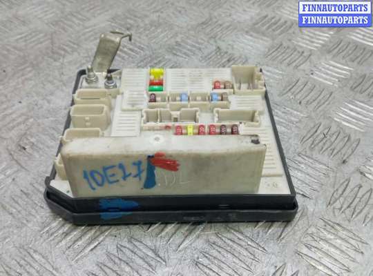 купить блок предохранителей на RENAULT SCENIC 2