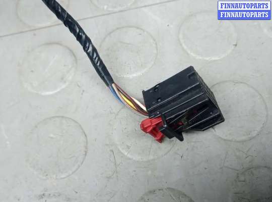 купить зеркало наружное правое на AUDI A6 C7