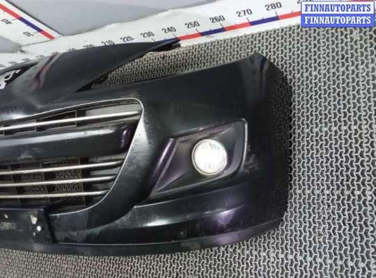 Бампер передний на Peugeot 207