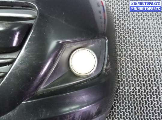 Бампер передний на Peugeot 207