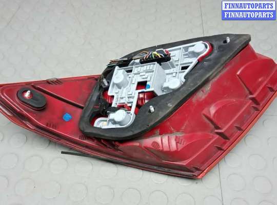 купить фонарь задний левый на MERCEDES BENZ C-CLASS W204