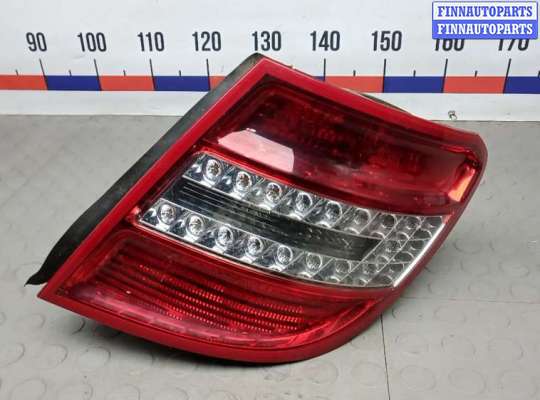 купить фонарь задний правый на MERCEDES BENZ C-CLASS W204