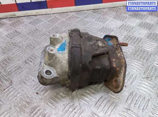 купить подушка двигателя дизельная на CHRYSLER 300C 1