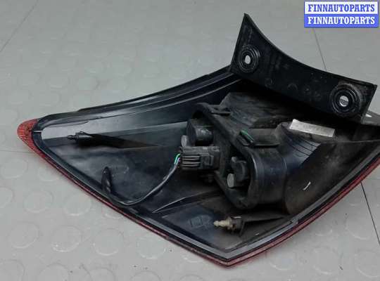 купить фонарь задний правый на NISSAN QASHQAI J10