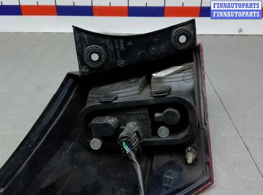 купить фонарь задний правый на NISSAN QASHQAI J10
