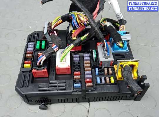 ЭБУ салона (Блок комфорта) на Peugeot 3008 II