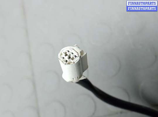 купить зеркало наружное правое на TOYOTA AURIS E150