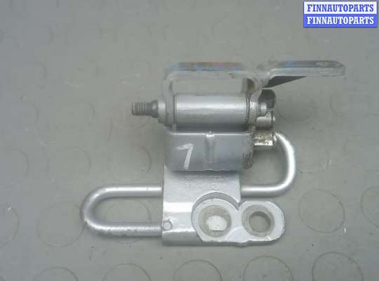 купить петля передняя левая на VOLKSWAGEN PHAETON 1