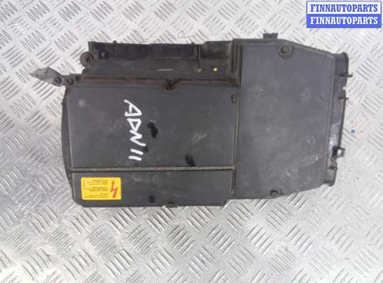 корпус воздушного фильтра MB1587062 на MERCEDES BENZ C-CLASS W203