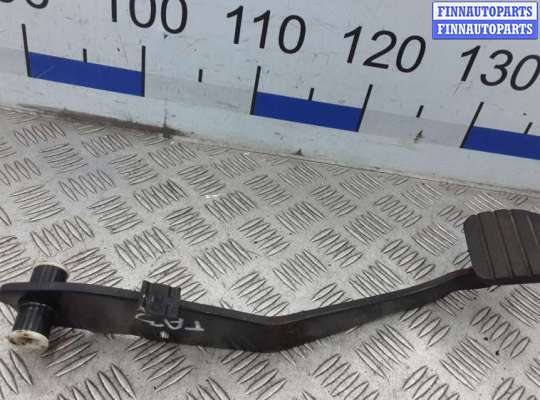 купить педаль тормоза на AUDI 100 C3