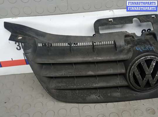 Решетка радиатора на Volkswagen Caddy III (2K)