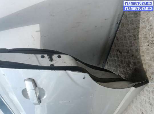 Дверь боковая