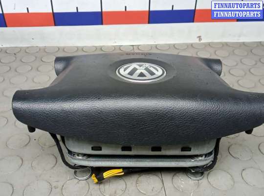 купить подушка безопасности водителя на VOLKSWAGEN TOUAREG 7L