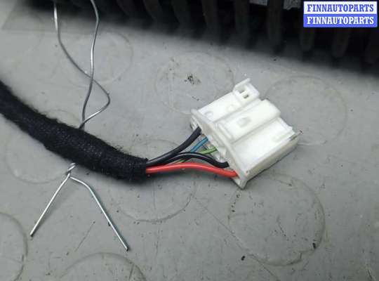 купить амортизатор крышки багажника на BMW 7 F01