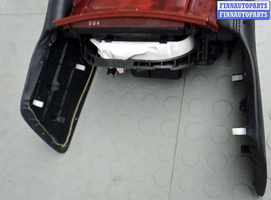 купить подлокотник центральный на LEXUS LS 4