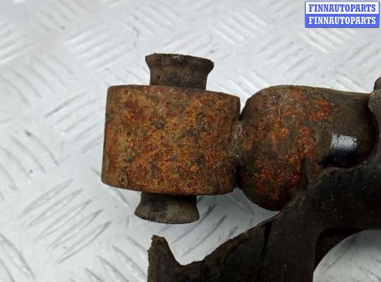 купить стойка задняя правая на CITROEN C5 2