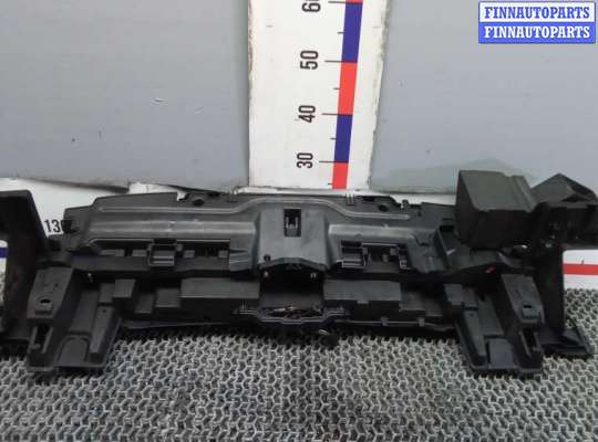 купить передняя панель крепления облицовки (телевизор) на PEUGEOT 5008