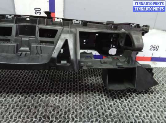 купить передняя панель крепления облицовки (телевизор) на PEUGEOT 5008