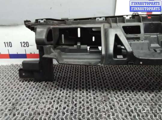 купить передняя панель крепления облицовки (телевизор) на PEUGEOT 5008