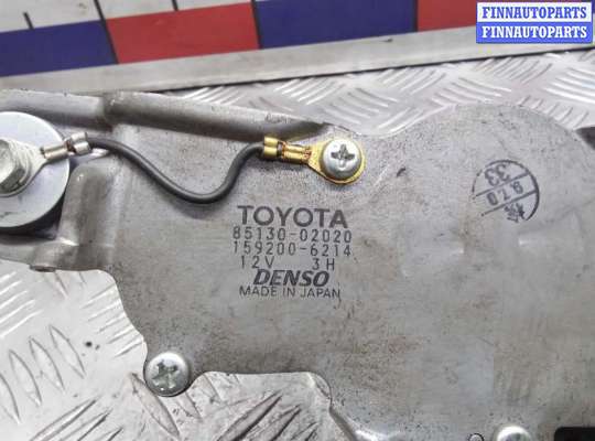 Моторчик стеклоочистителя на Toyota Corolla 9 (E12)