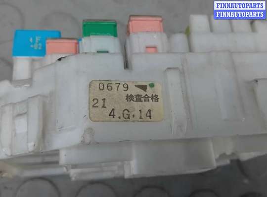 купить блок предохранителей на TOYOTA RAV 4 XA20