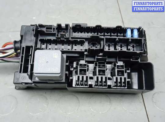купить блок предохранителей на OPEL INSIGNIA 2