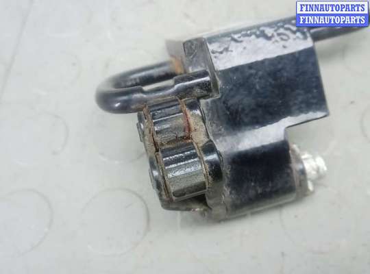 купить петля двери задней правой на VOLKSWAGEN PASSAT B6