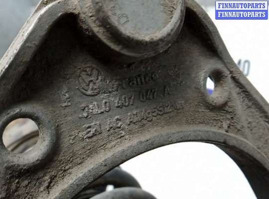 купить стойка передняя правая на VOLKSWAGEN TOUAREG 7L