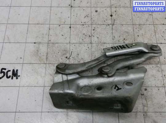 петля капота MB1586659 на MERCEDES BENZ B-CLASS W245