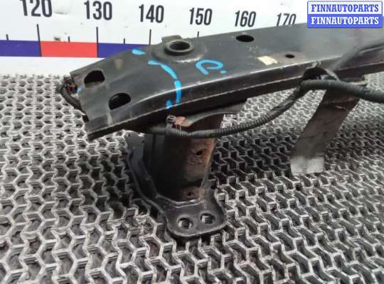 купить усилитель бампера передний (кронштейн) на TOYOTA RAV 4 CA40