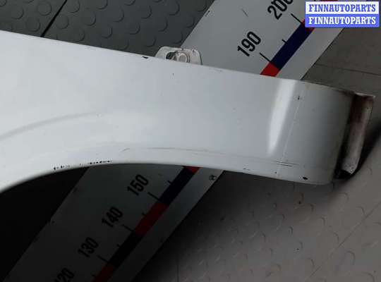 купить крыло переднее левое на MERCEDES BENZ VITO W639