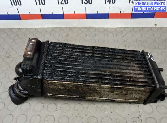 купить радиатор интеркулера на CITROEN C4 GRAND PICASSO 1