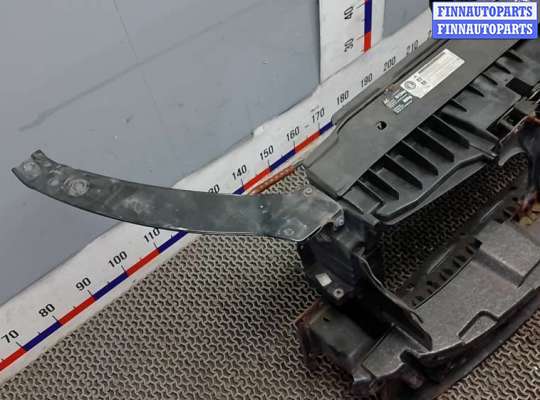 Панель передняя (телевизор) на Volkswagen Tiguan I (5N)