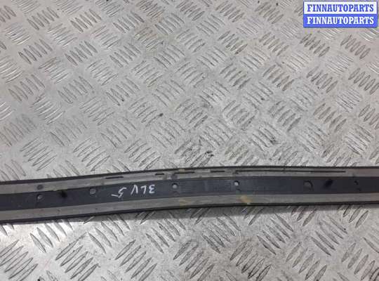 купить накладка порога внутренняя левая на AUDI A4 B8