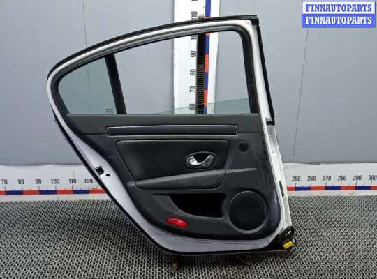 Дверь боковая на Renault Laguna III