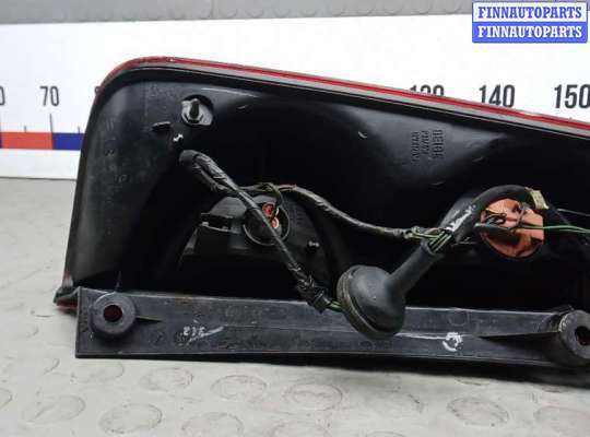 купить фонарь задний правый на NISSAN NOTE E11