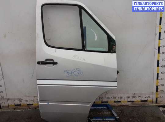 ручка наружная передняя правая MB1123287 на MERCEDES BENZ SPRINTER 1