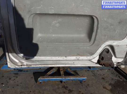 Крышка багажника на Opel Vivaro A