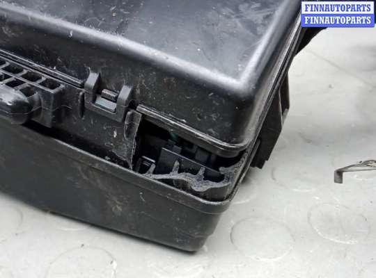 купить блок предохранителей на MITSUBISHI ECLIPSE CROSS