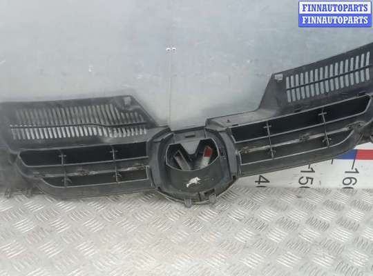 купить решетка радиатора на VOLKSWAGEN GOLF 5