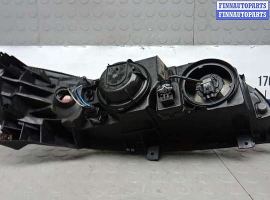 Фара передняя на Volvo S60 I | V70 II (P2)