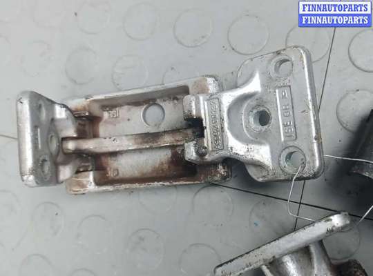 купить петля двери распашной правой на MERCEDES BENZ SPRINTER 2