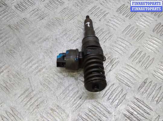Форсунка топливная на Volkswagen Jetta V (1K)