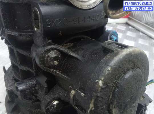 Заслонка дроссельная на Range Rover Sport I (L320)